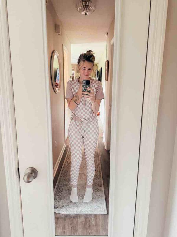 Review Thumbnail Image 0 244496263