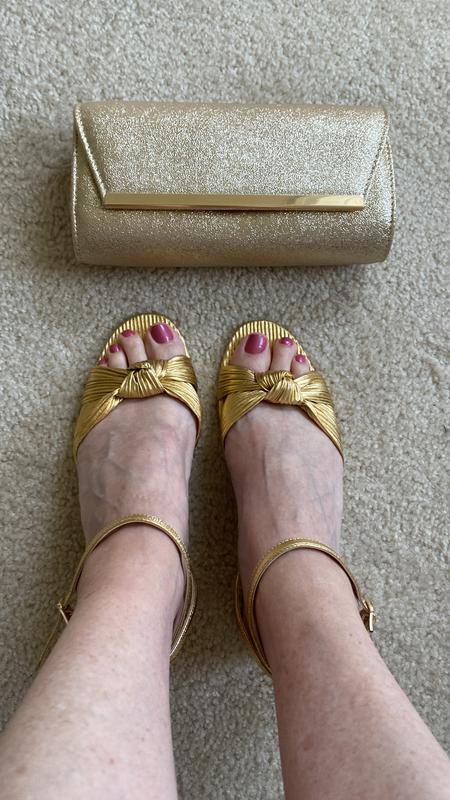 Review Thumbnail Image 0 235359671