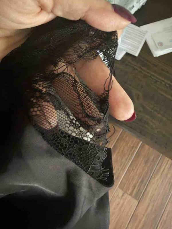 Customer photo for "came damaged"
