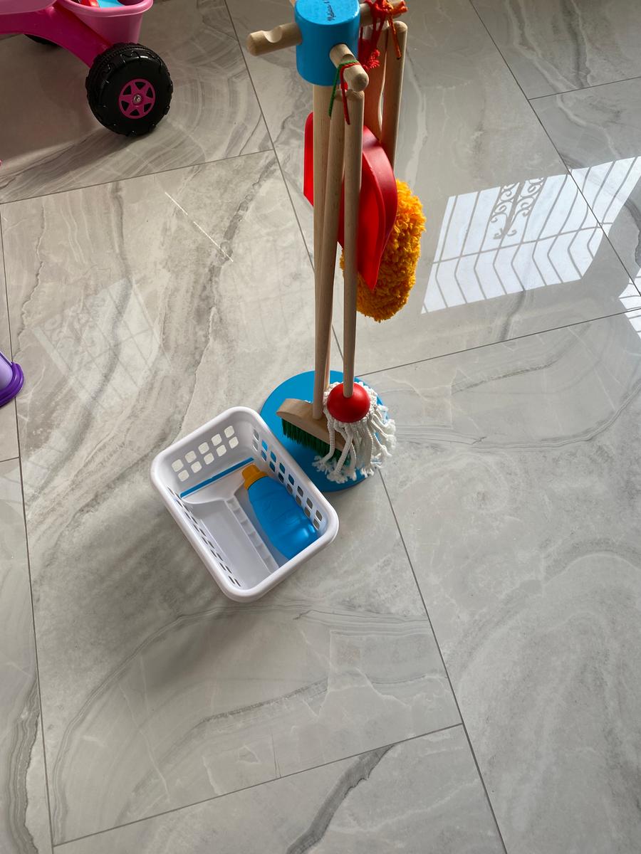 Review Thumbnail Image 0 196336055