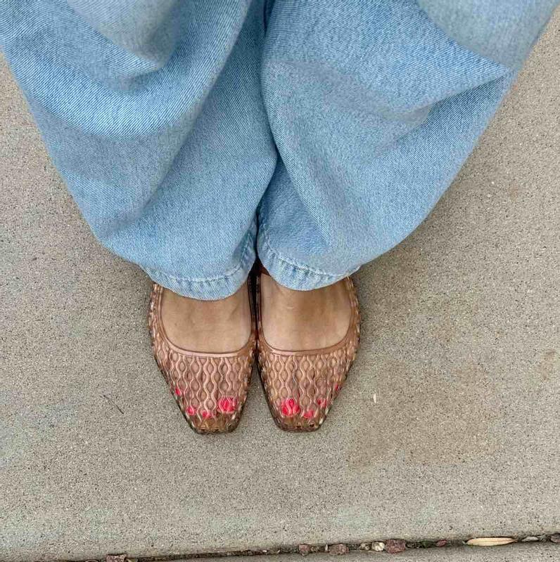 Customer photo for "Very cute and comfortable!"