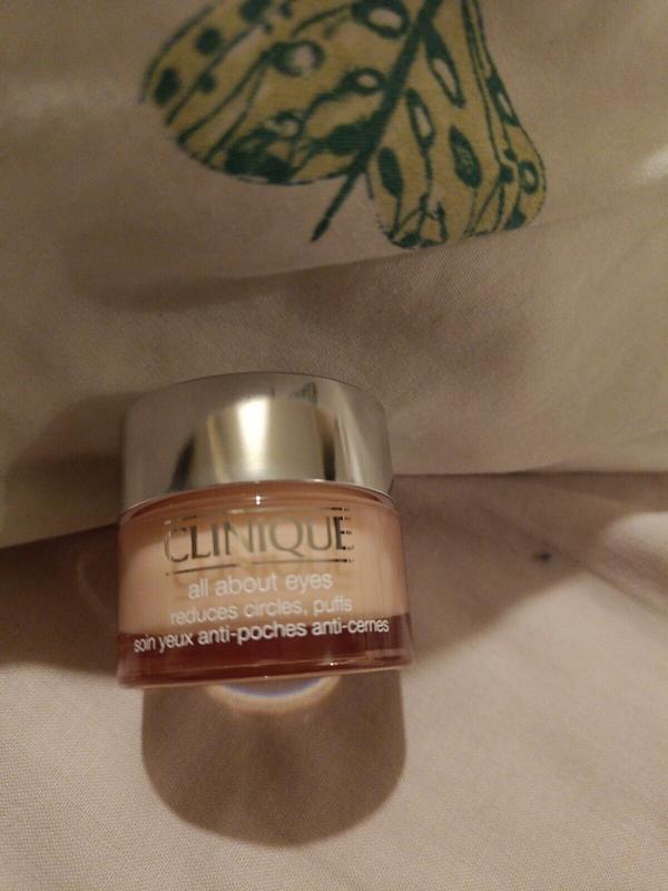 Customer photo for "Texture & results both disappointing..."
