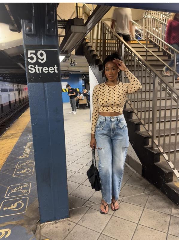 Review Thumbnail Image 0 236551903