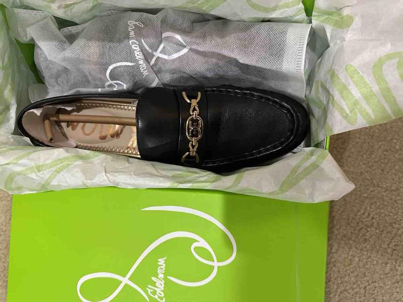 Customer photo for "Great, comfy loafer at affordable price"
