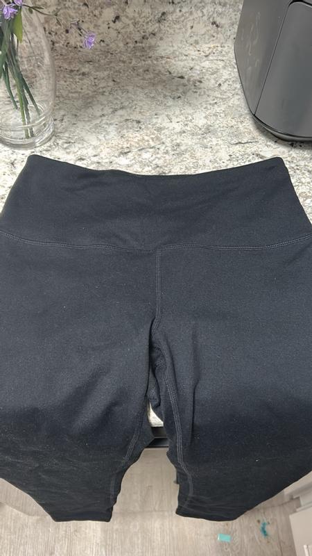 Customer photo for "Great leggings for running errands"
