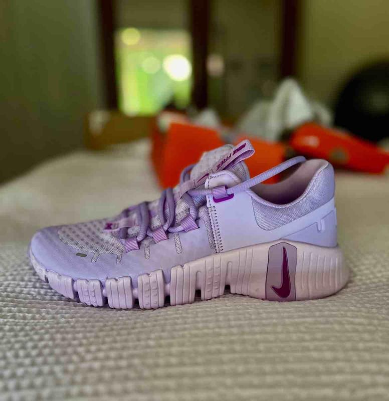 Customer photo for "runs small; color not like in pic"