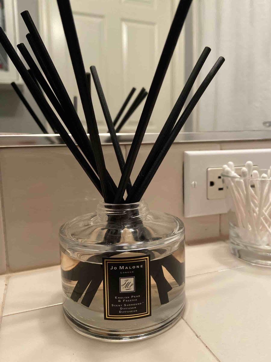 Jo Malone London™ English Pear & Freesia Scent Surround™ Room