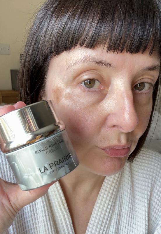 Customer photo for "Superb for restoring the skin barrier"