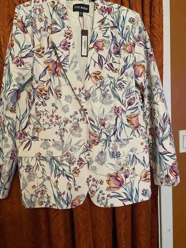 Review Thumbnail Image 0 243073377