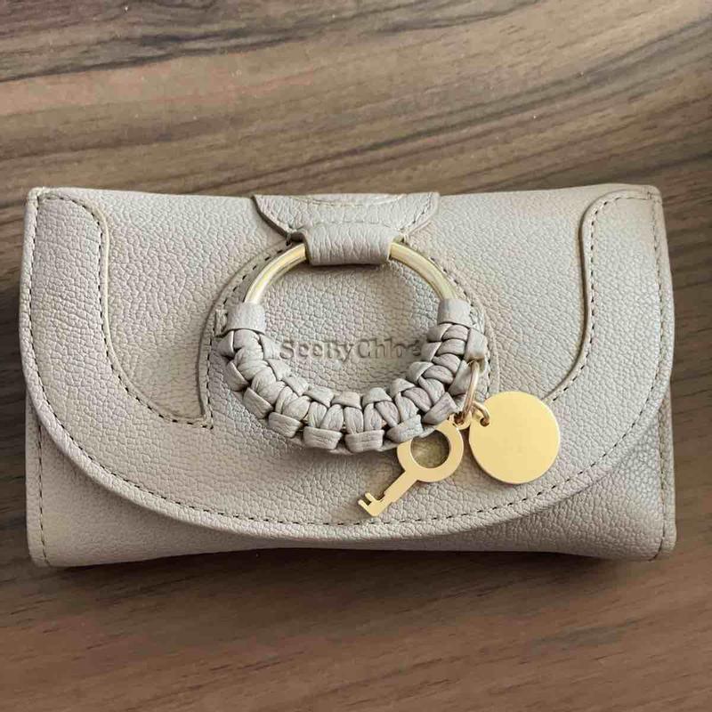 Review Thumbnail Image 0 219815045