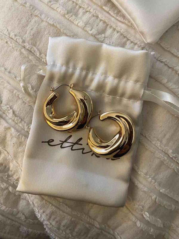 Review Thumbnail Image 0 225169394