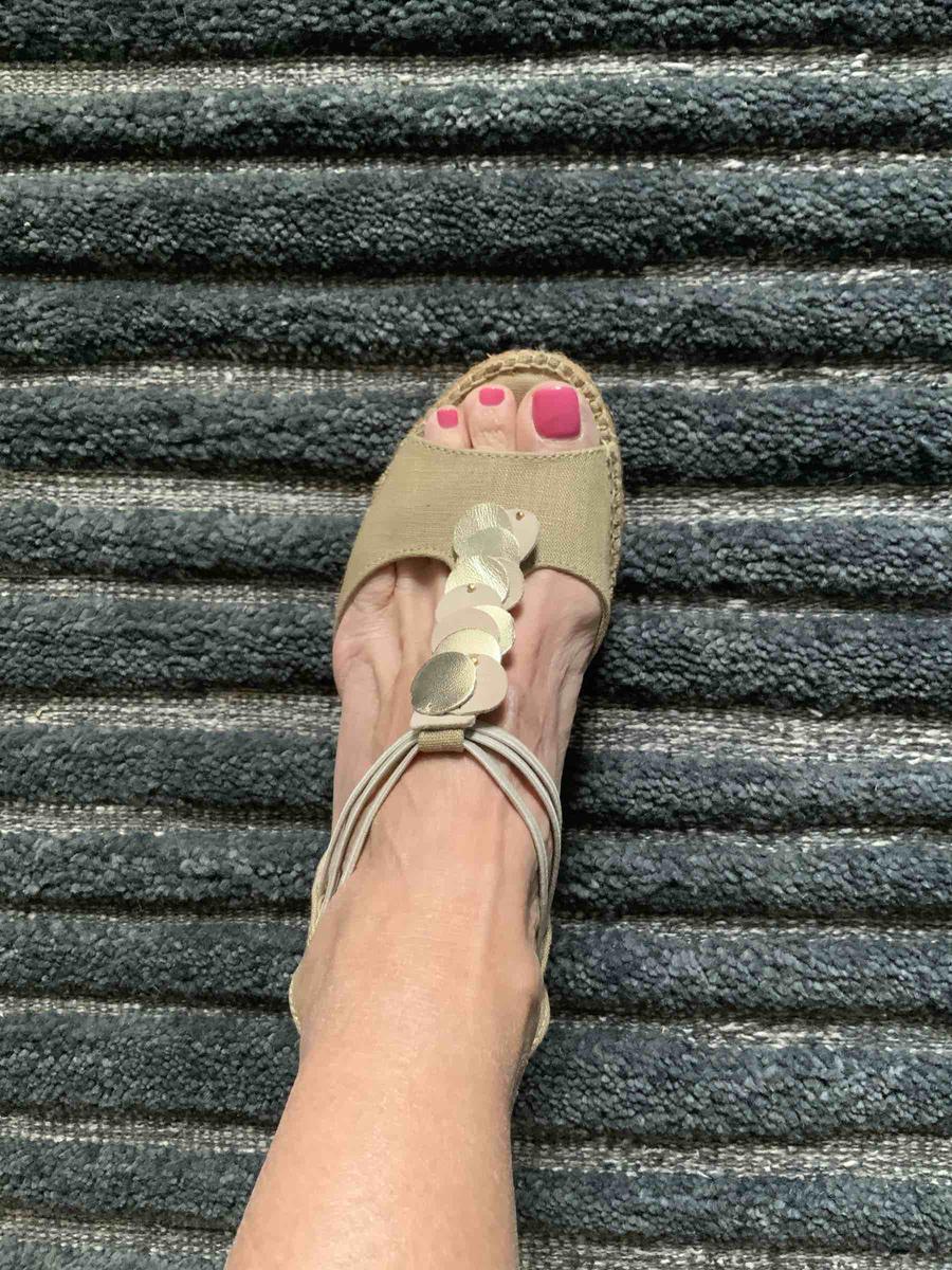 Review Thumbnail Image 0 205428051