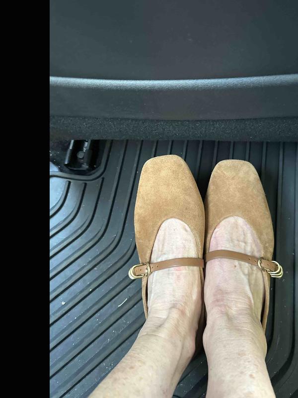 Review Thumbnail Image 0 249952884