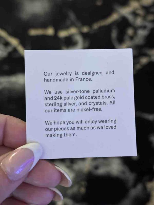 Review Thumbnail Image 0 236535718