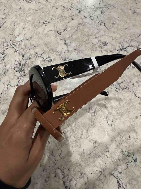 Review Thumbnail Image 0 239482812