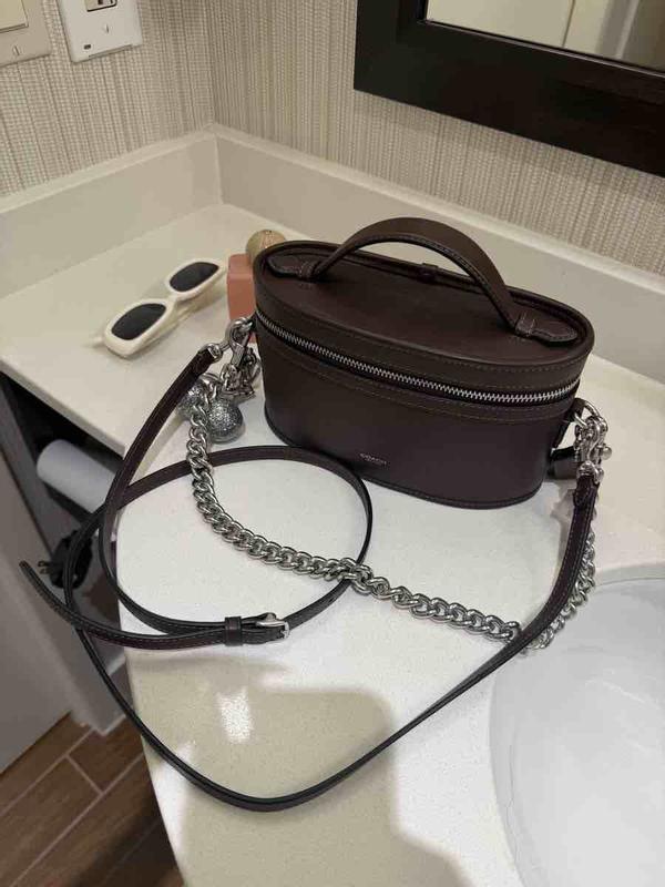 Review Thumbnail Image 1 247742363