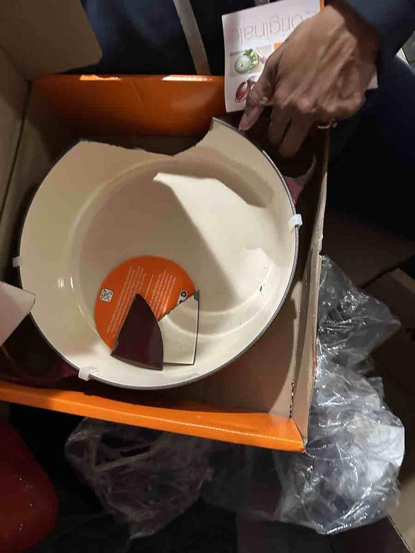 Customer photo for "poor delivery"