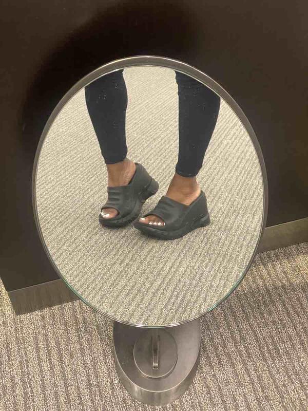 Review Thumbnail Image 1 215003694