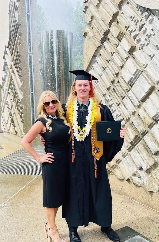 Review Thumbnail Image 0 242048383