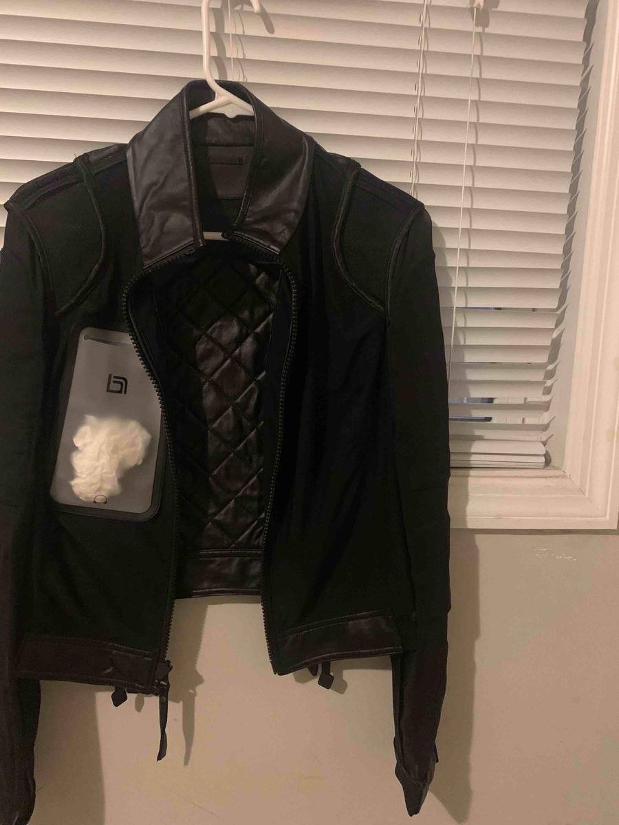 Customer photo for "smell nasty"