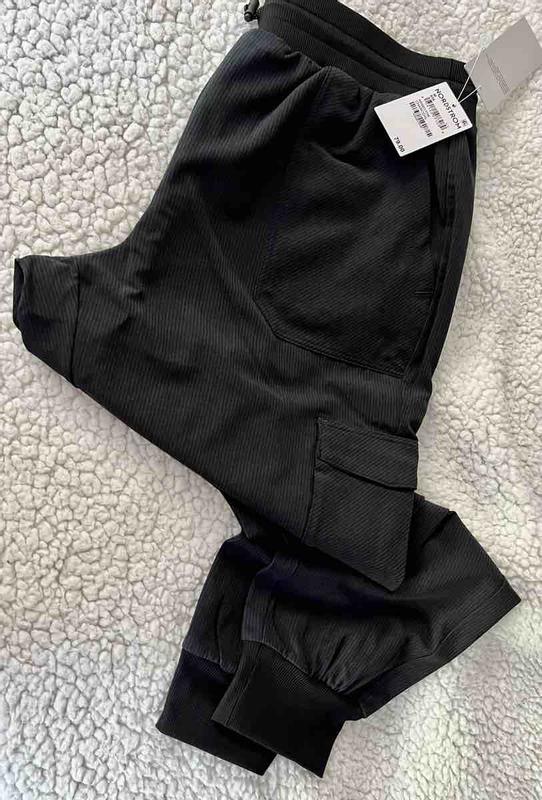 Review Thumbnail Image 0 226687370