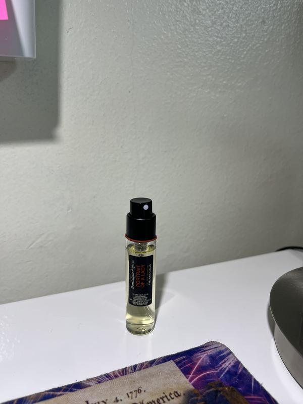 Customer photo for "Show in the photo how what you are going to buy lo"