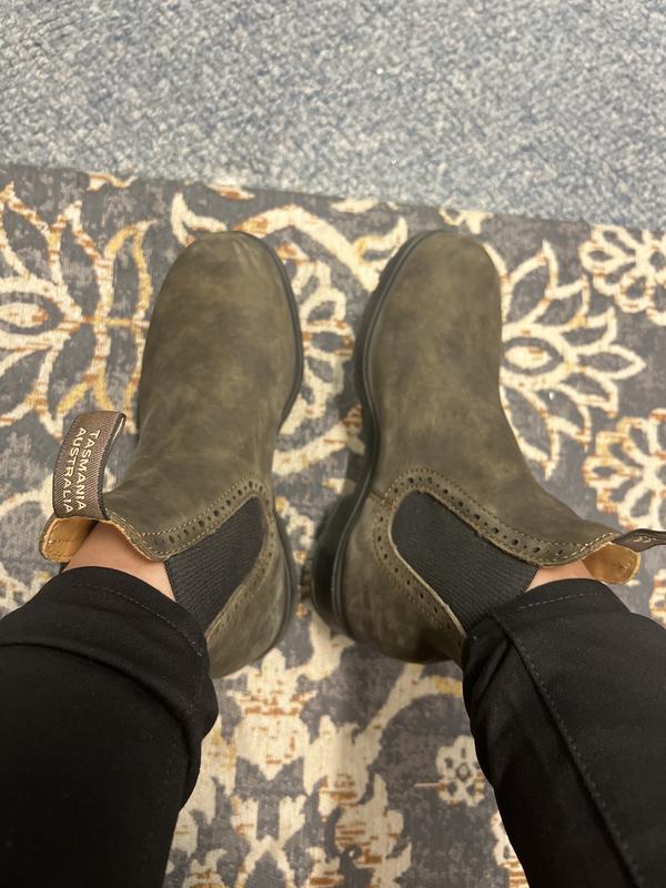 Customer photo for "Best Fall/Winter boots!!"