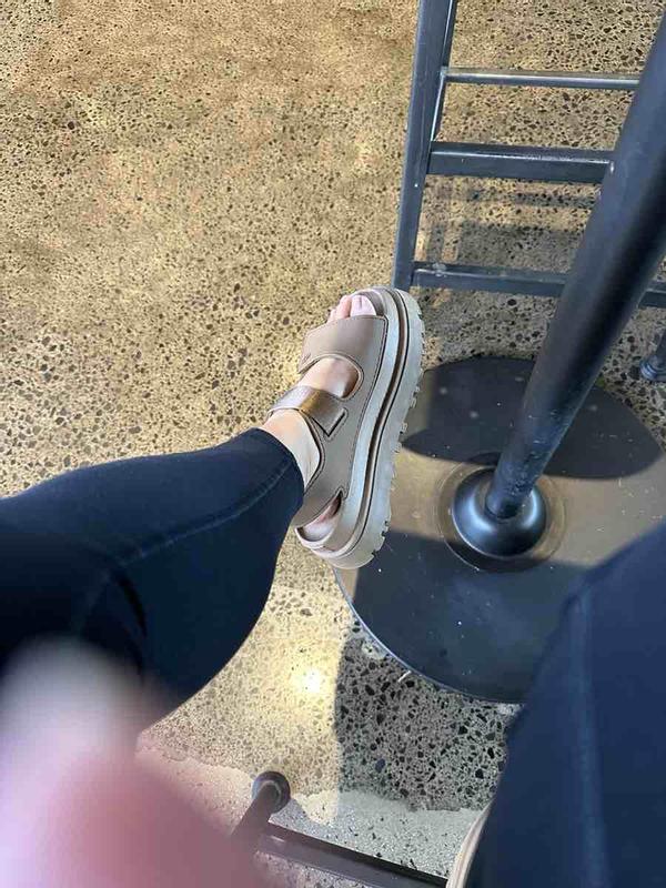 Review Thumbnail Image 0 233073005