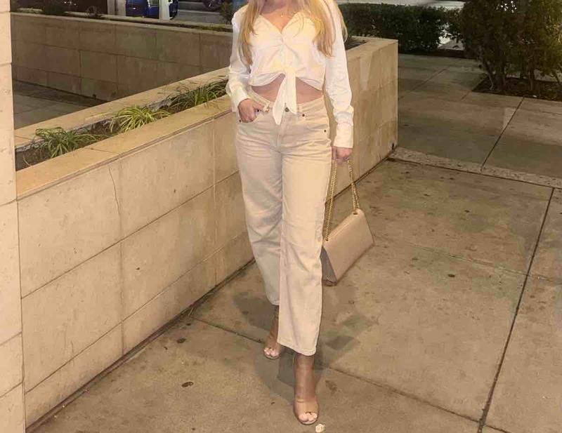 Review Thumbnail Image 0 247831024