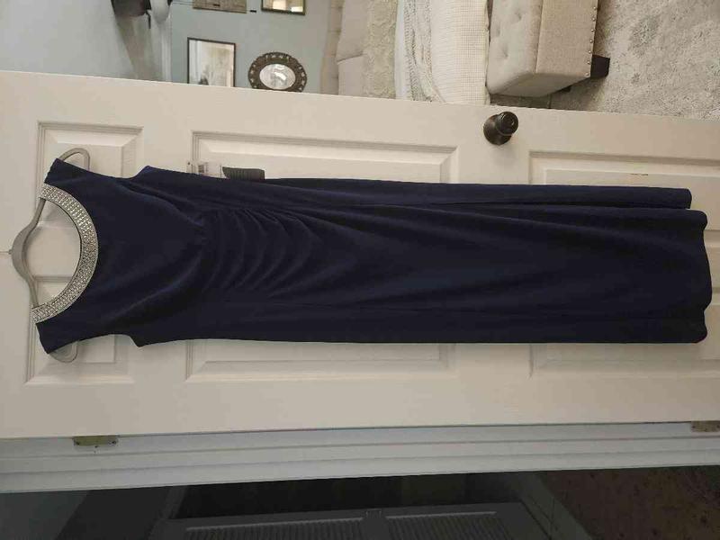 Review Thumbnail Image 0 244570308