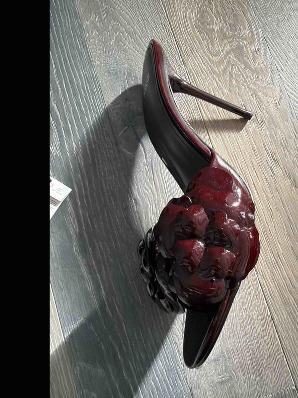 Review Thumbnail Image 0 249880473