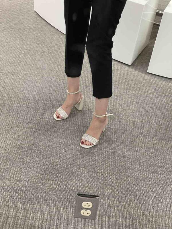 Review Thumbnail Image 2 217979327