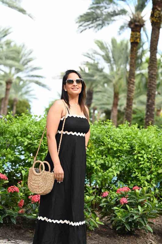 Customer photo for "nice dress"