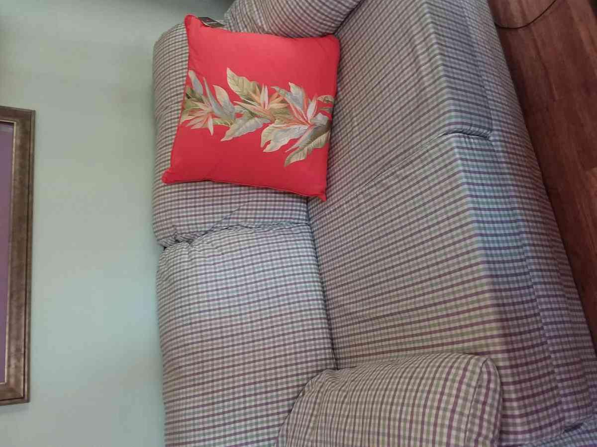 Review Thumbnail Image 0 194940893