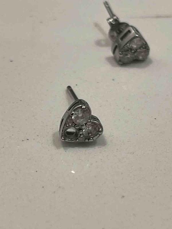 Review Thumbnail Image 0 242999344