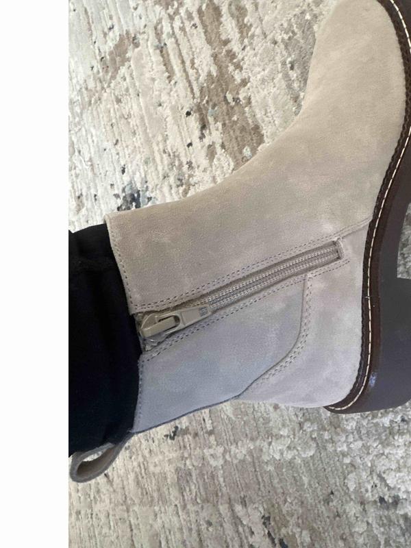 Customer photo for "GreatCasualBoot"