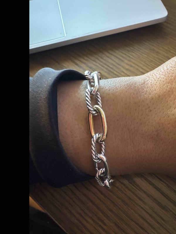 Review Thumbnail Image 0 238565020