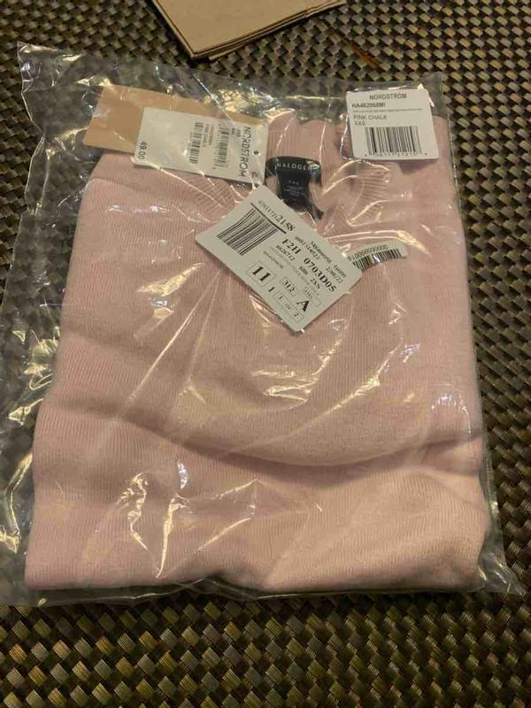 Review Thumbnail Image 0 214839315