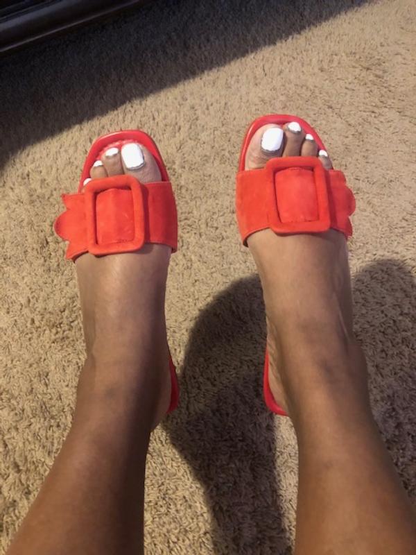 Review Thumbnail Image 0 225581229