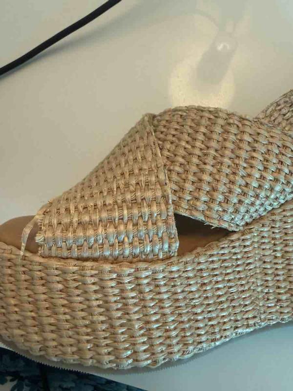 Review Thumbnail Image 4 250542522