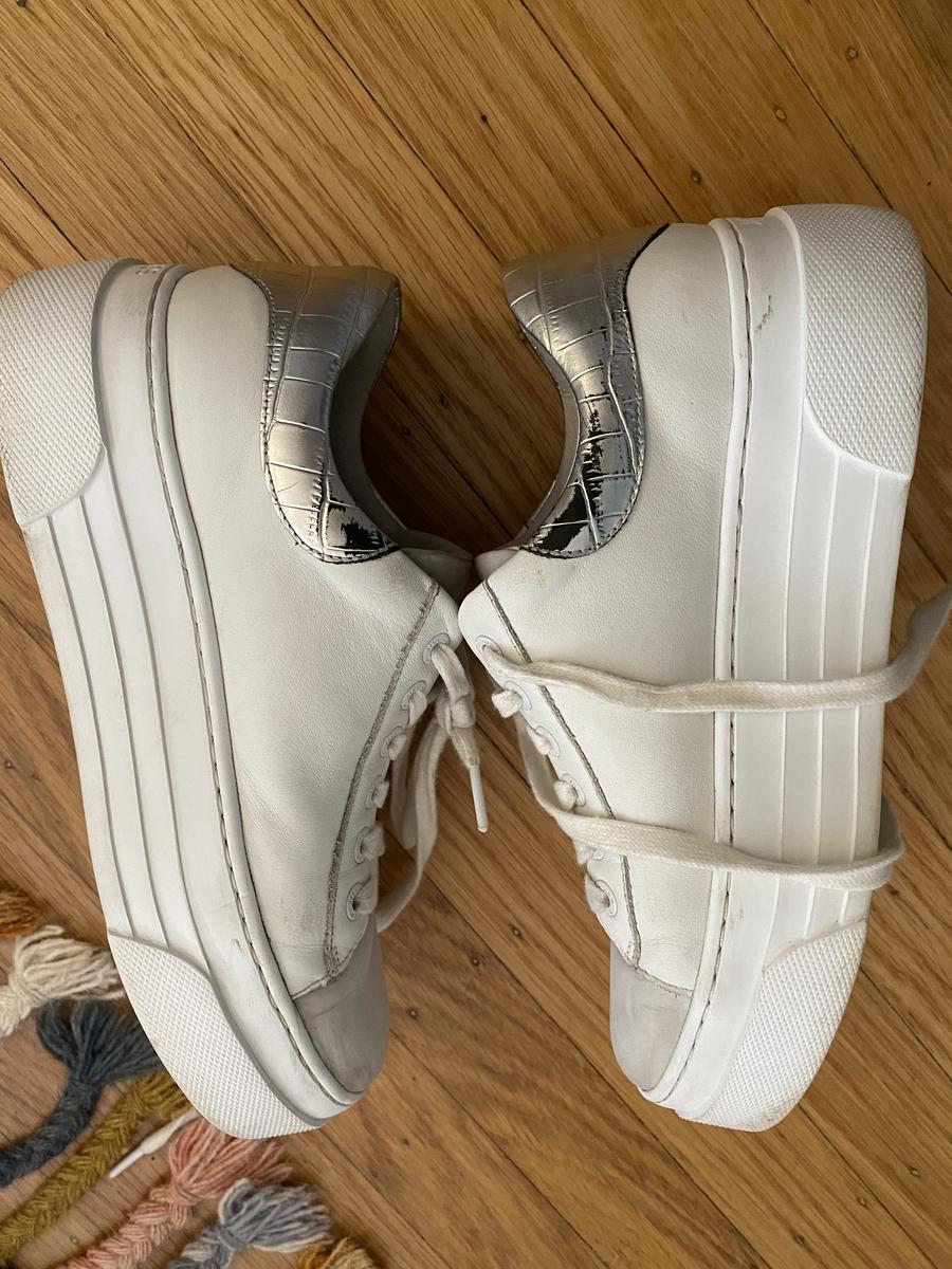 Review Thumbnail Image 0 203498864