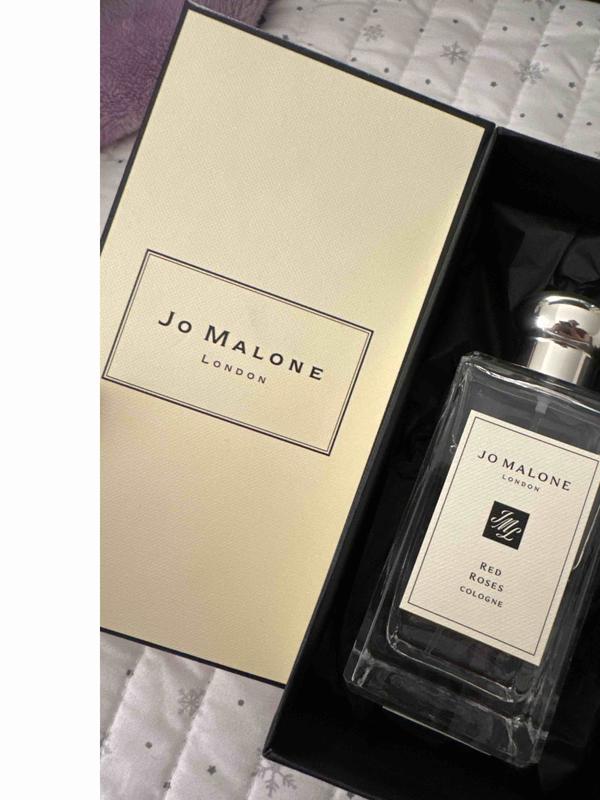 Customer photo for "THE BEST ROSE SCENTED PERFUME"