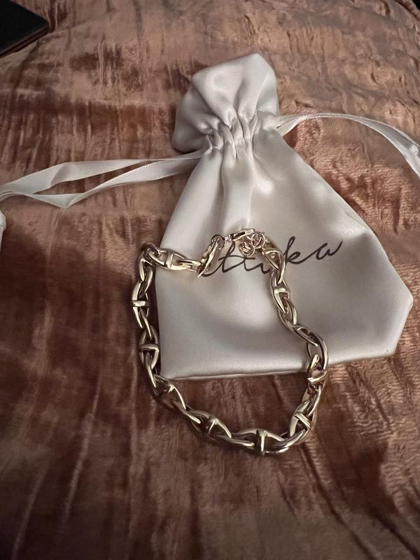 Review Thumbnail Image 0 220863319