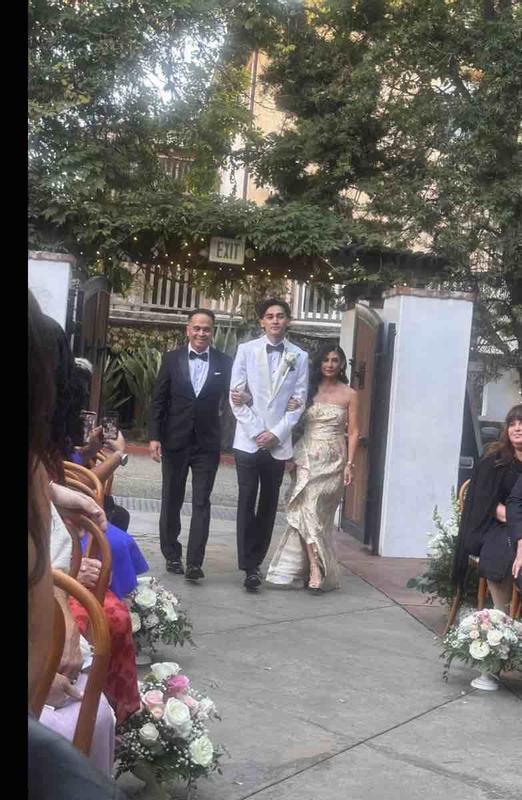 Review Thumbnail Image 0 248975674