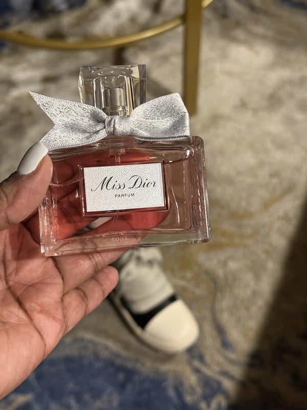 Customer photo for "Miss Dior"
