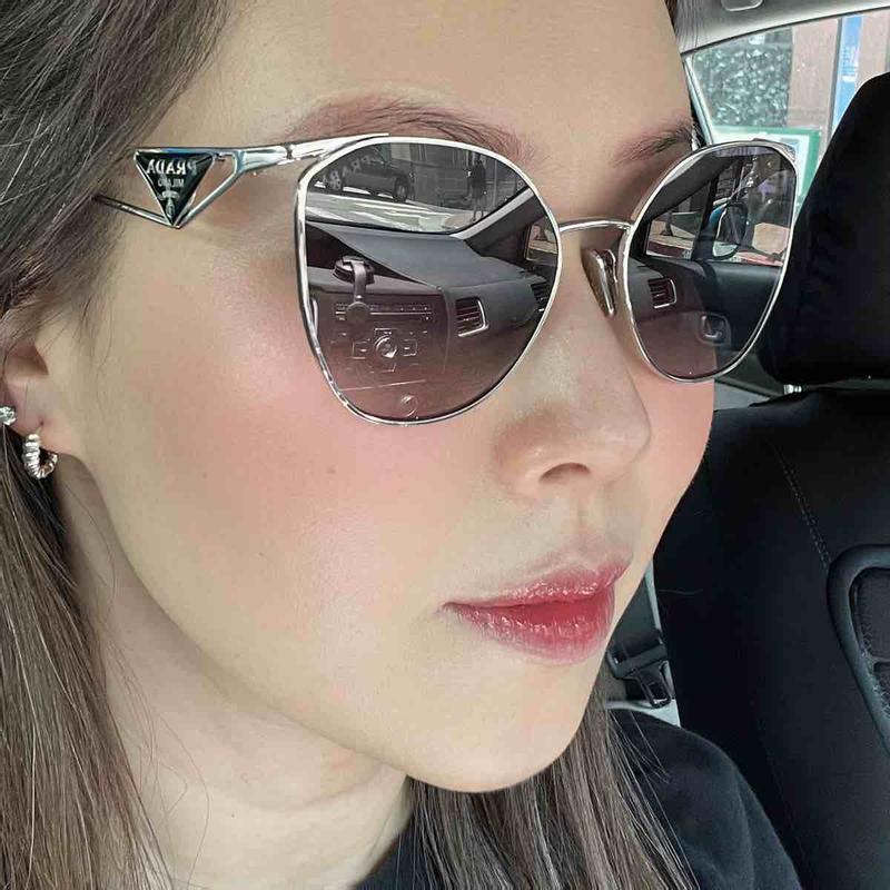 Review Thumbnail Image 0 225640833