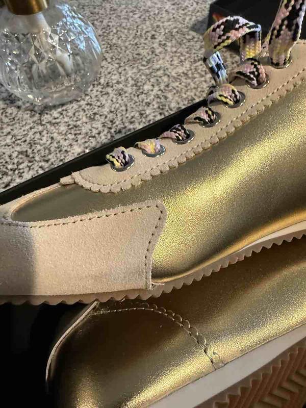 Review Thumbnail Image 1 247714352