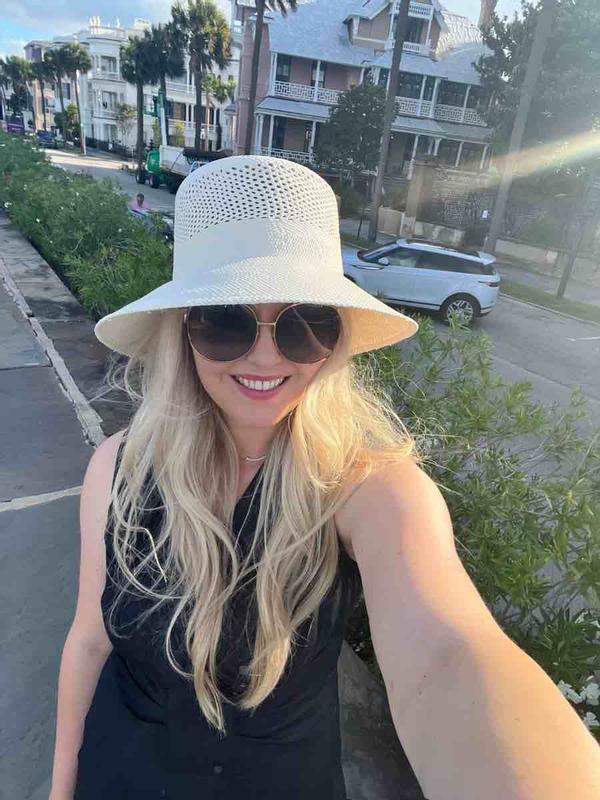 Review Thumbnail Image 0 235631595