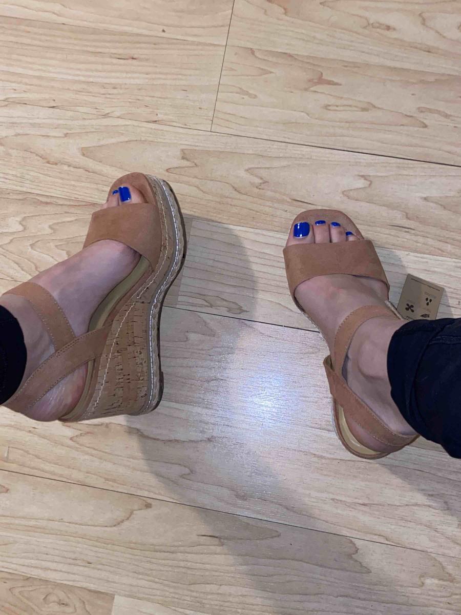 Review Thumbnail Image 0 205762213