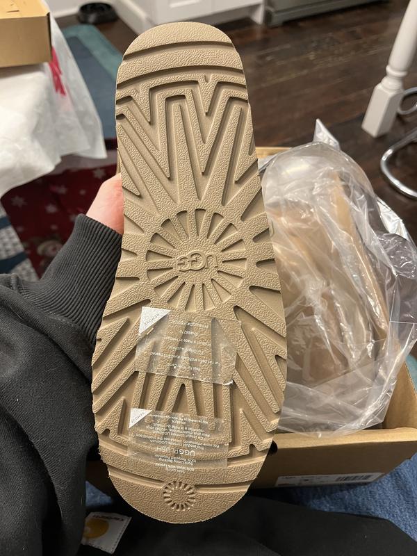 Customer photo for "Poor quality, leather tore upon trying on."